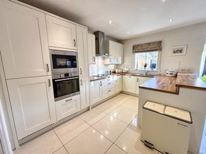 Photo 13- click for photo gallery